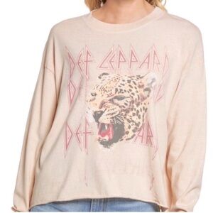 DAYDREAMER long sleeve crop top